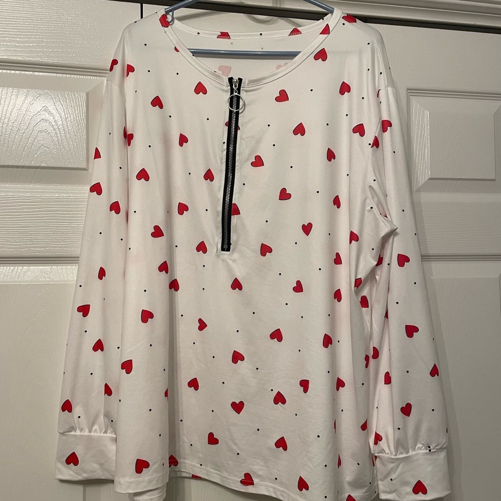 Women’s Heart Blouse 🩷